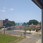 Apto SHAMU em frente ao Caribessa